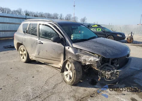 2014 Jeep Compass Sport from USA, damaged, VIN 1C4NJDBB6ED774214